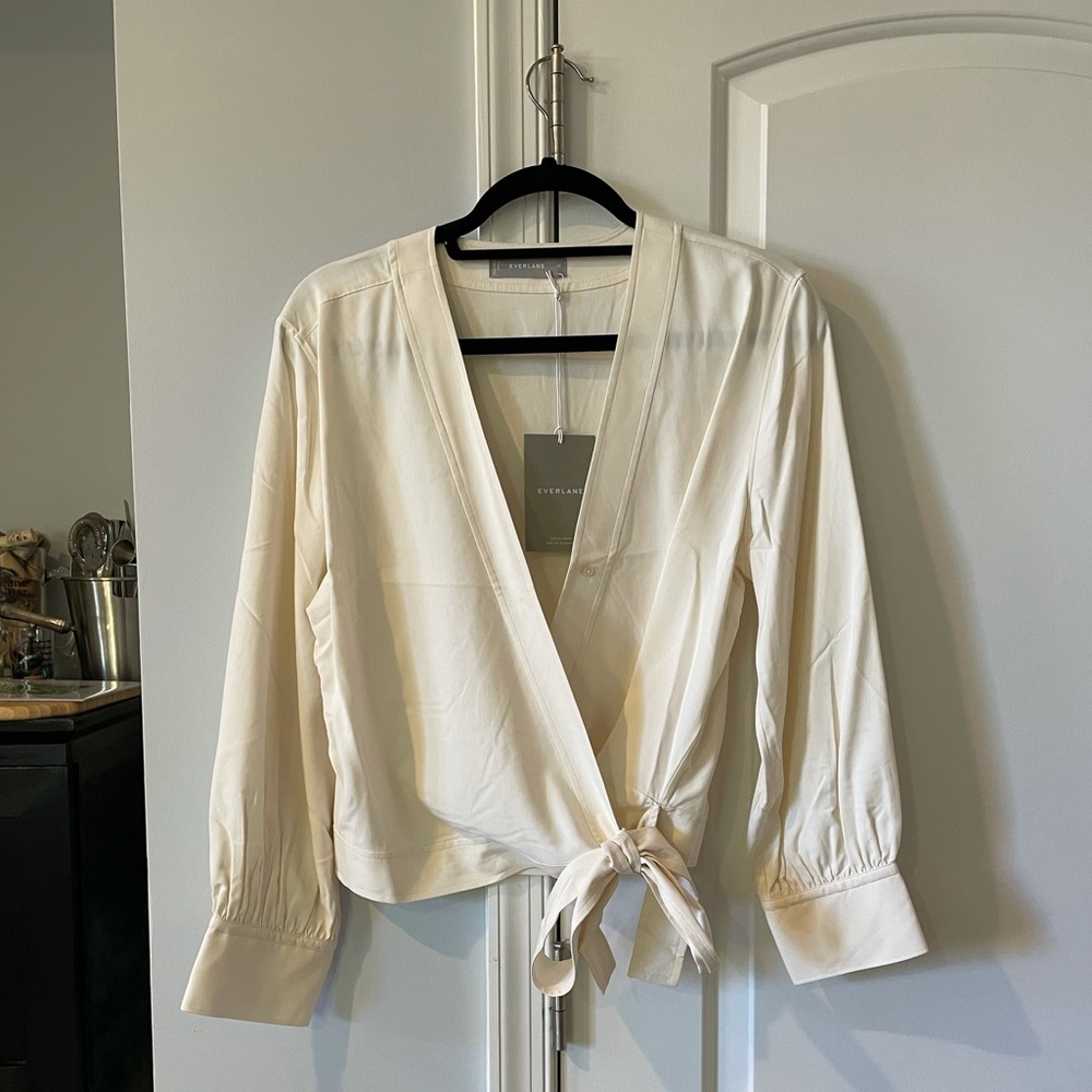 100% Silk Everlane Blouse- NEW WITH TAGS